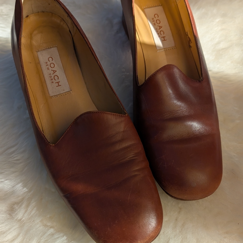 Coach Women's Rich Brown Leather Flats